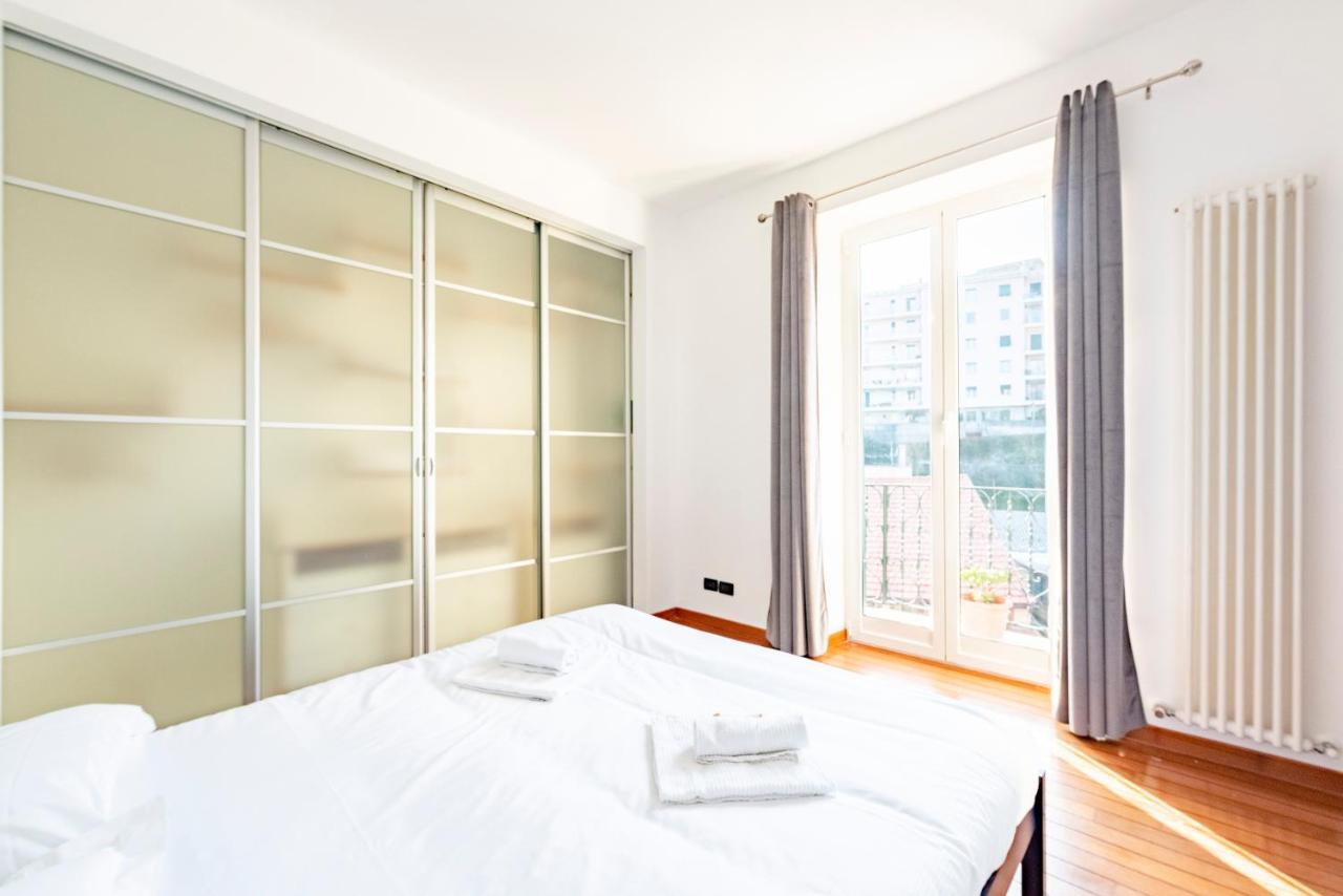 ジェノヴァJoivy Modern Flat Next To The Seaアパートメント エクステリア 写真