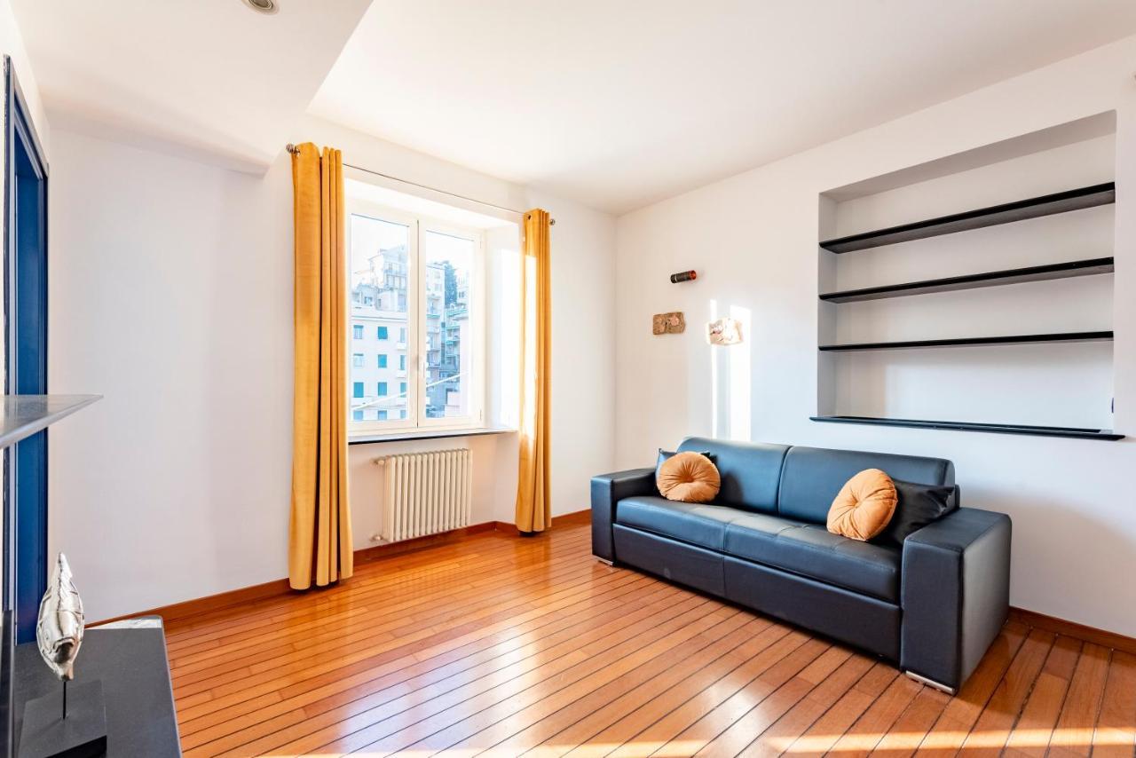 ジェノヴァJoivy Modern Flat Next To The Seaアパートメント エクステリア 写真