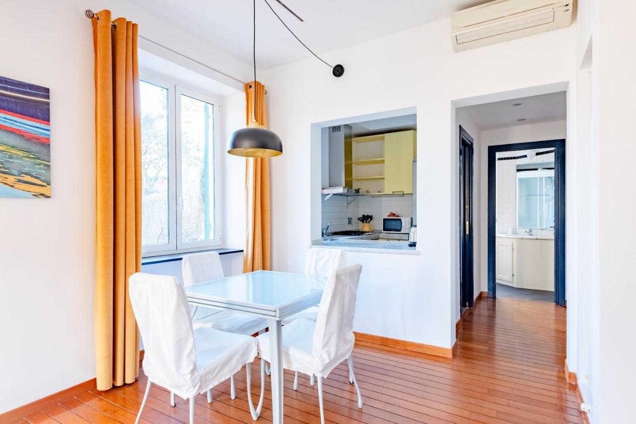 ジェノヴァJoivy Modern Flat Next To The Seaアパートメント エクステリア 写真